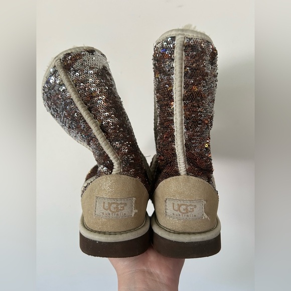UGG Australia Classic Short Boots Sparkle Sequin Champagne Size 7 - Picture 3 of 7